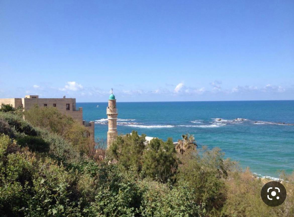 תל אביב A New Jaffa Gallery Apartment A Minute From The Beach And Entertainment Centers מראה חיצוני תמונה